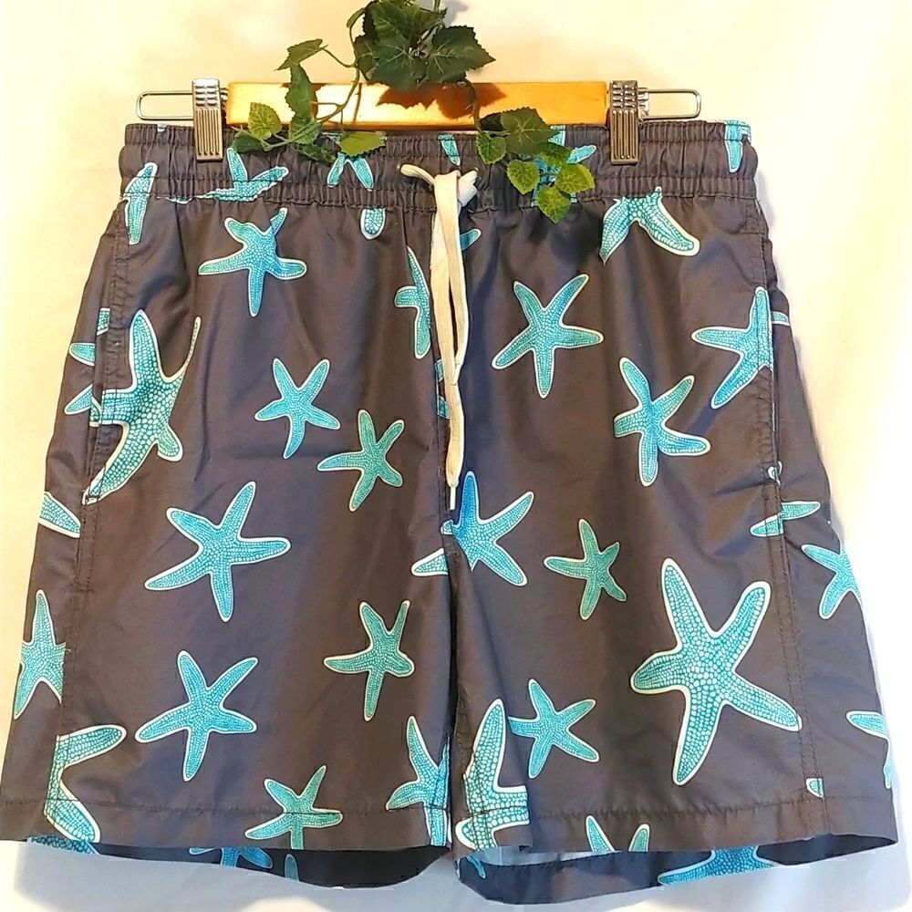 Kanu Surf. Swim shorts. Size Medium. Like New.